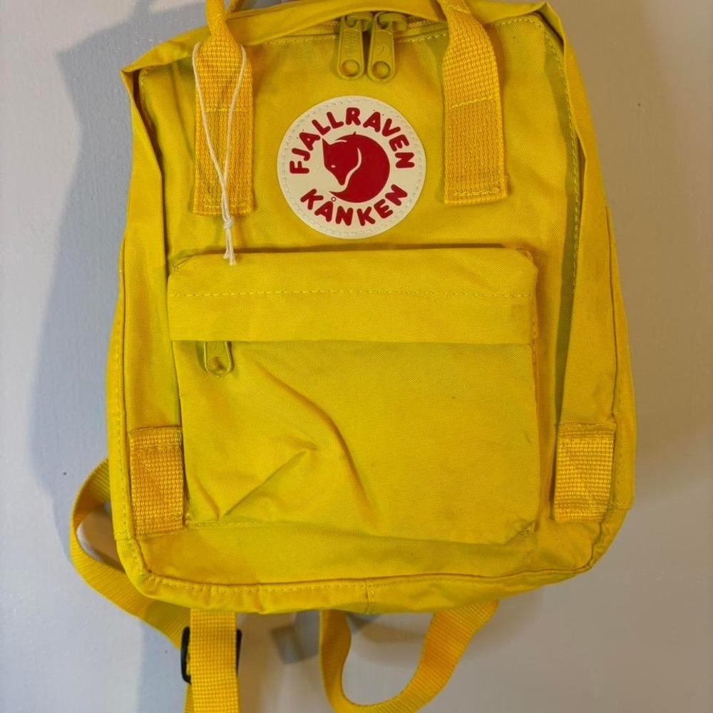 FJALLRAVEN Kanken Yellow Backpack